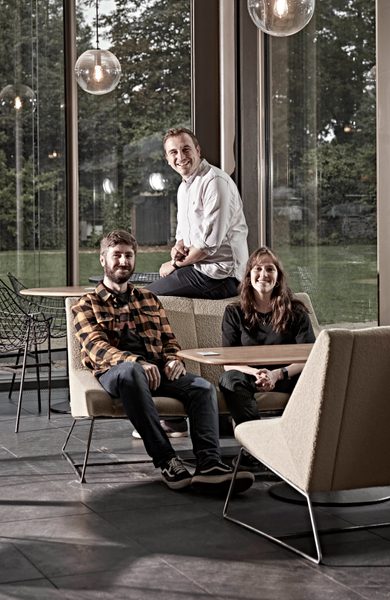 Mirrors & Cabinet Designers Mirrors & Cabinet Designers