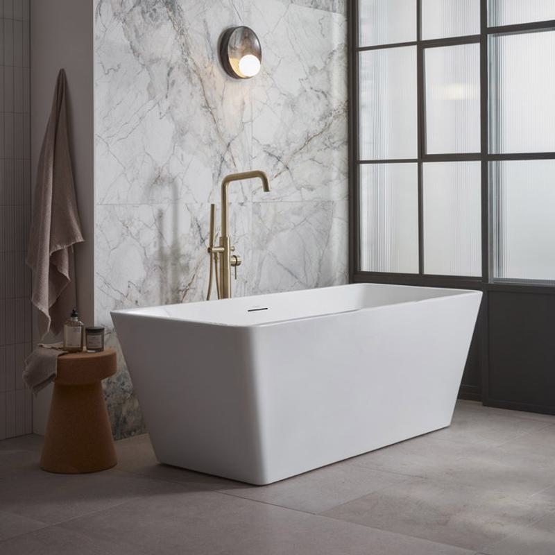 Accent Bath Double Ended square Lifestyle 0600 square