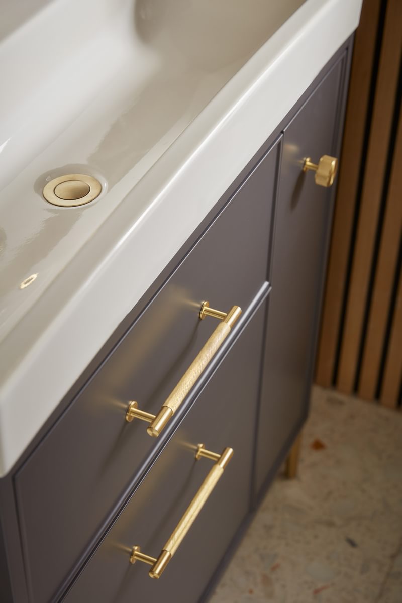 Arlington Quinn Brass Handle Knob Detail Arlington Quinn Brass Handle Knob Detail