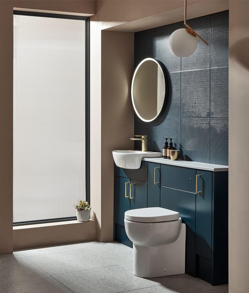 Aruba Derwent Blue with Zest Pan and SCT basin lifestyle Aruba Derwent Blue with Zest Pan and SCT basin lifestyle