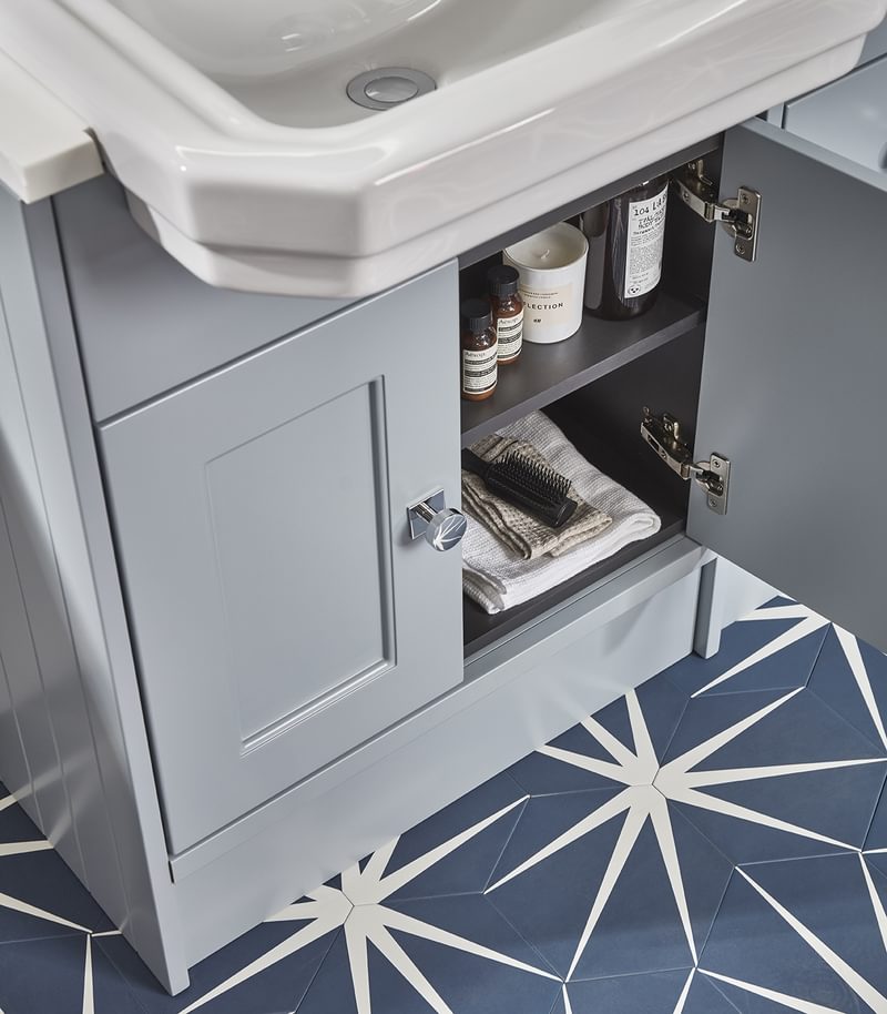 Burford coinstone door open detail Burford coinstone door open detail