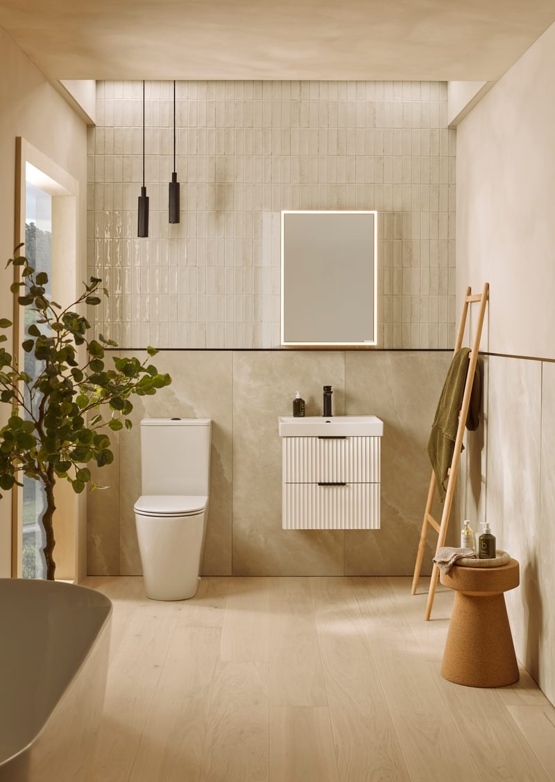 Cadence 500 matt white fluted Front on 0157 Cadence 500 matt white fluted Front on 0157