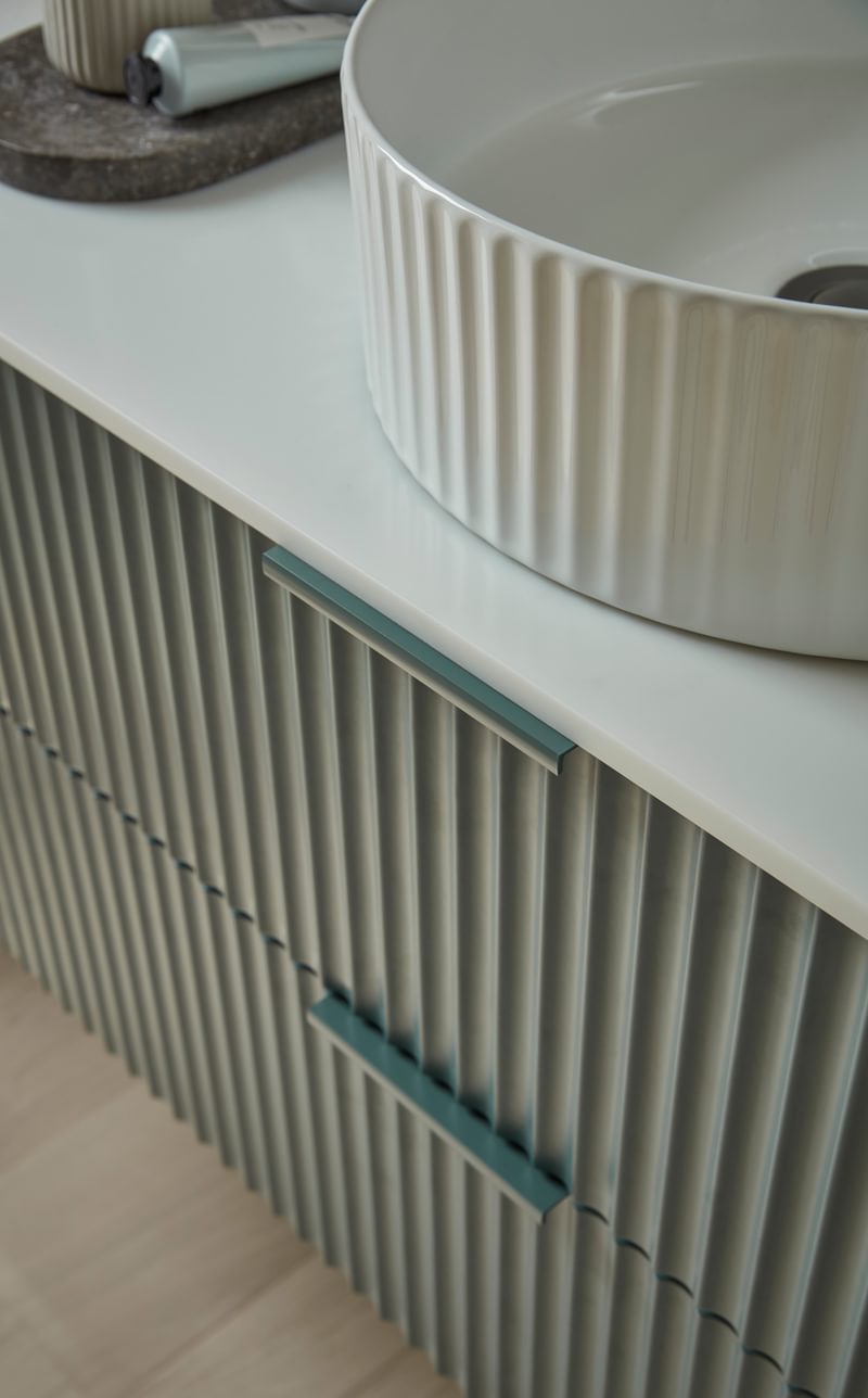 Cadence 800 Viridian green fluted Close Up 14901 Cadence 800 Viridian green fluted Close Up 14901