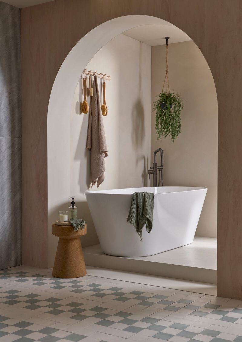 Cadence Freestanding bath Lifestyle Cadence Freestanding bath Lifestyle