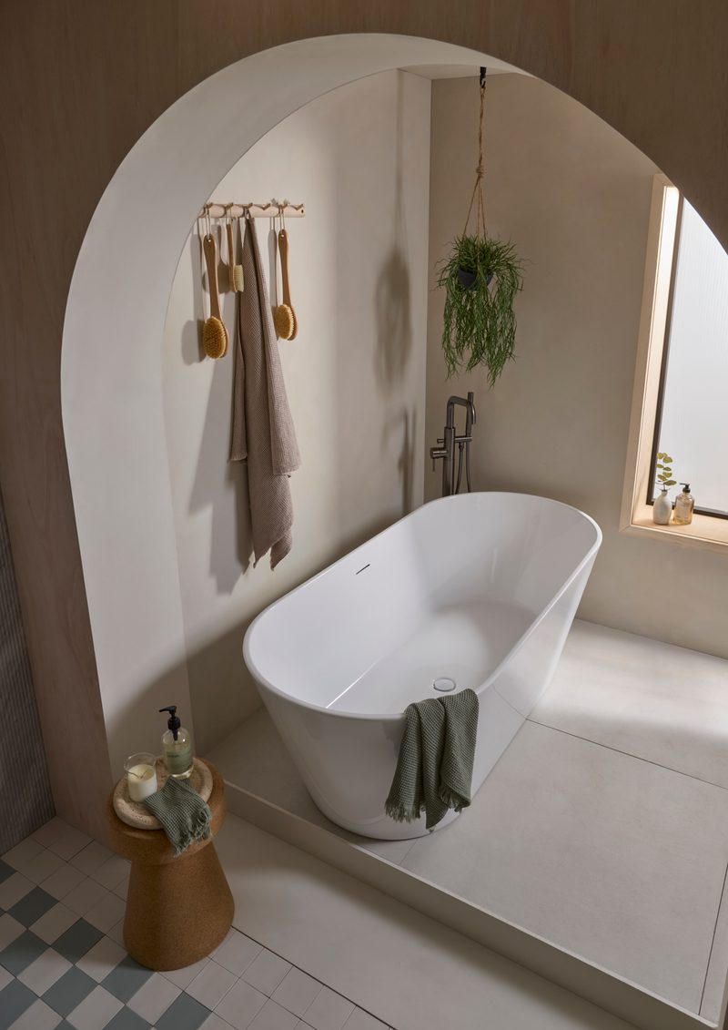 Cadence Freestanding bath Top down 2 Lifestyle Cadence Freestanding bath Top down 2 Lifestyle