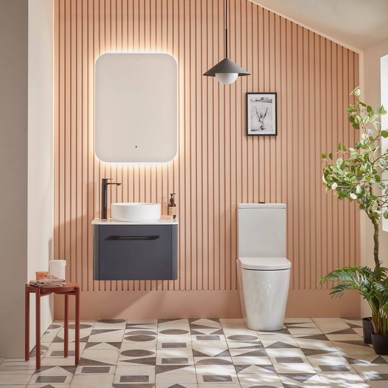 Contour 600 WM Anthracite Lifestyle Contour 600 WM Anthracite Lifestyle
