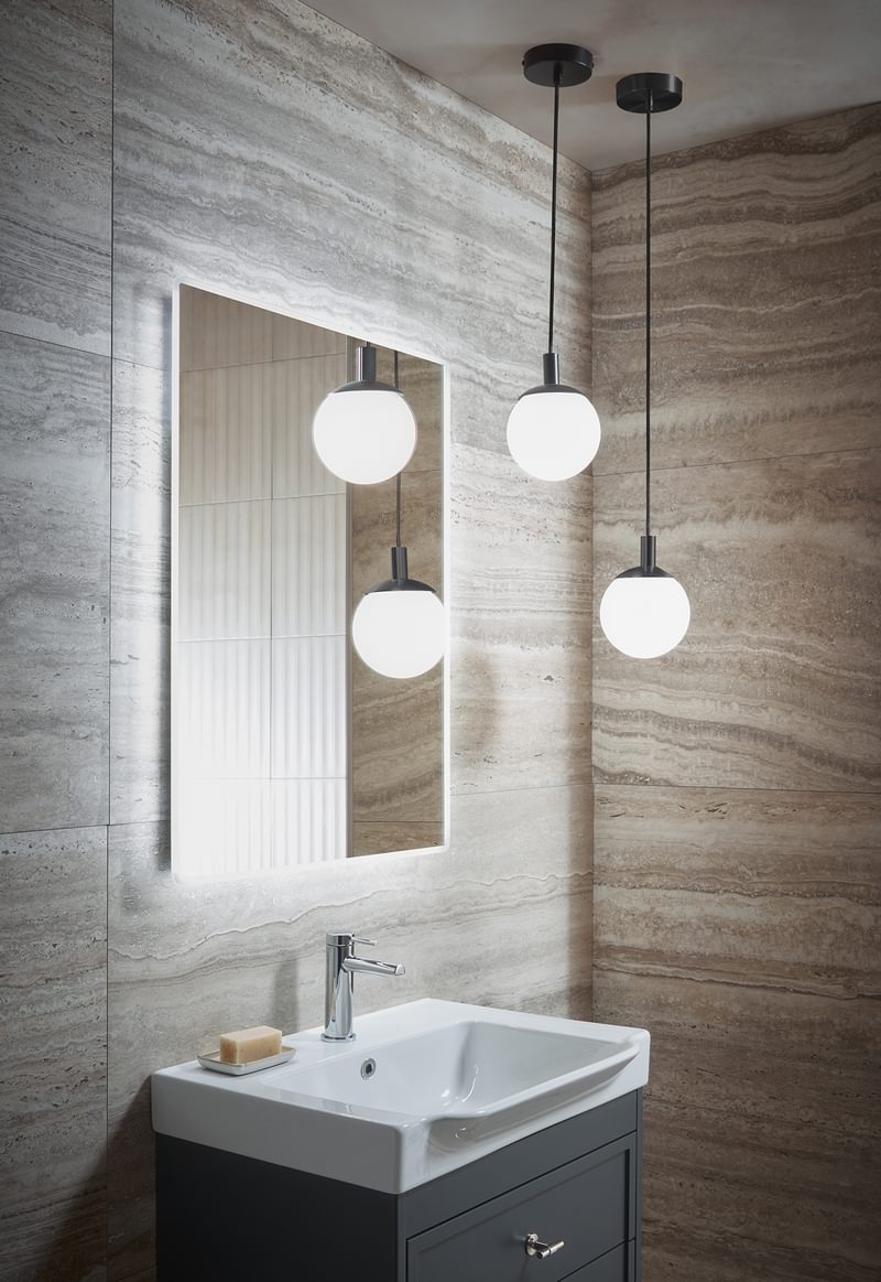 Globe pendant lighting black lifestyle Globe pendant lighting black lifestyle