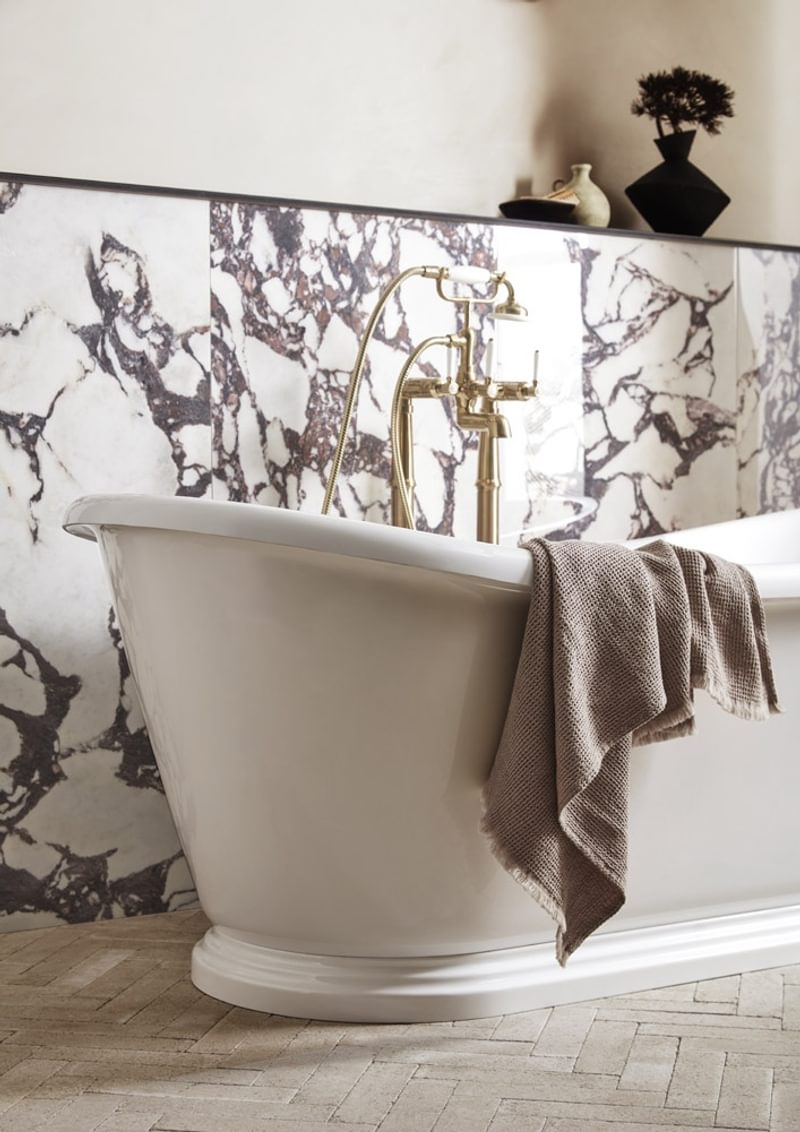 Harrow Double Ended Roll Top Bathtub Lifestyle v3 v2 Harrow Double Ended Roll Top Bathtub Lifestyle v3 v2