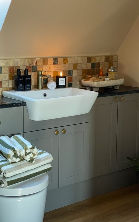 Mo Morshuis - Bathroom Renovation Mo Morshuis - Bathroom Renovation