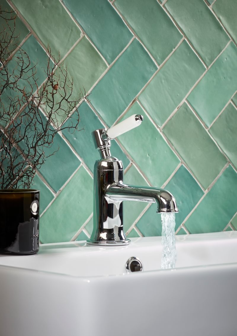 Keswick mono basin mixer lifestyle water Keswick mono basin mixer lifestyle water