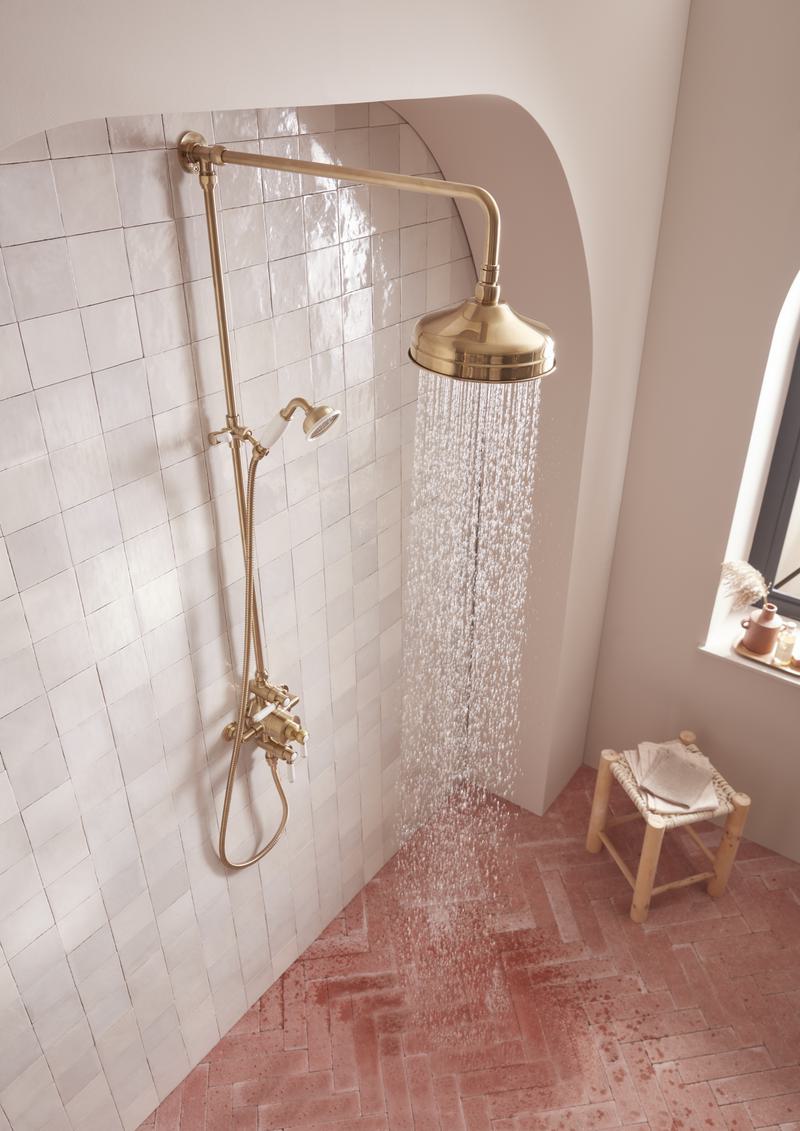 Lansdown Shower exposed brass Lifestyle