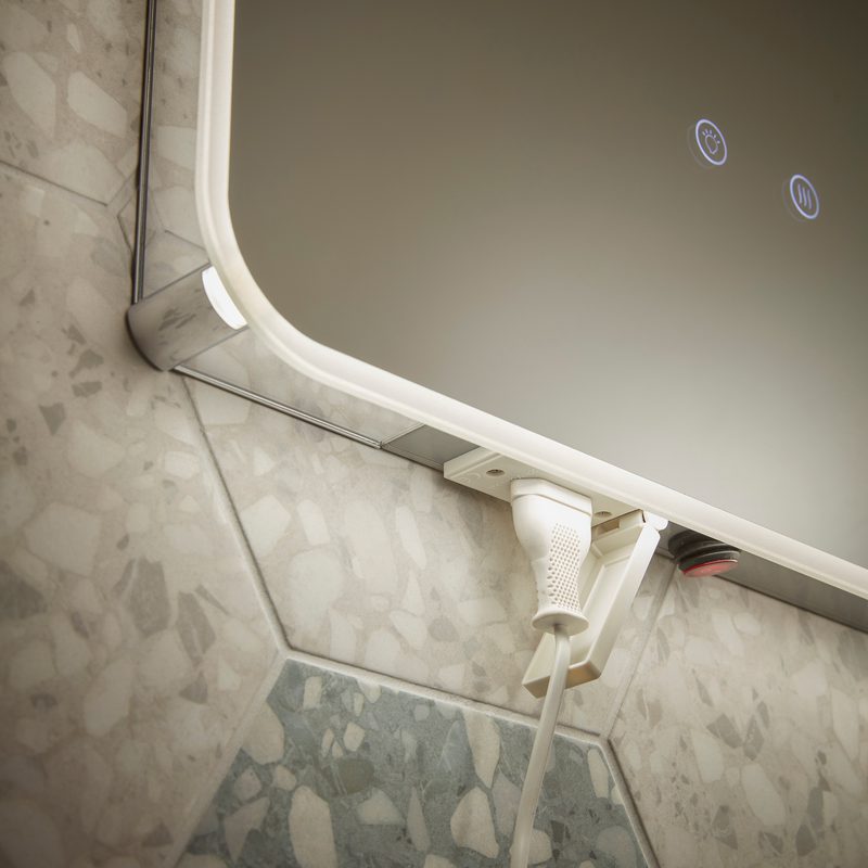 Rectangular Charging Socket Levitate | R2 Bathrooms