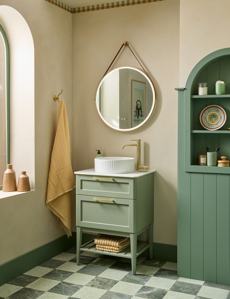 Marston 600mm Laurel Green Lifestyle 7 v01 Marston 600mm Laurel Green Lifestyle 7 v01