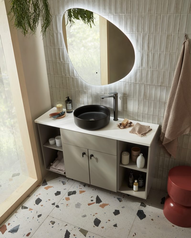 Muse Stone Grey FF angle shot lifestyle 6 4 ratio Muse Stone Grey FF angle shot lifestyle 6 4 ratio