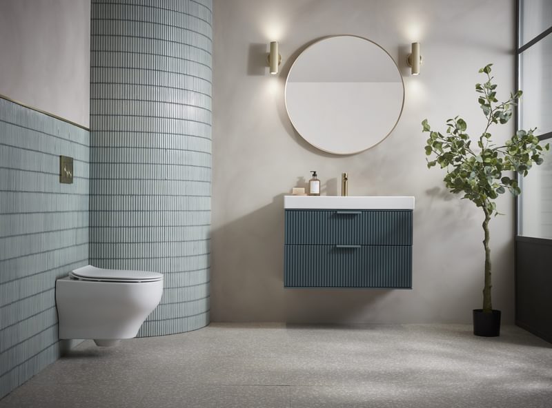 Note Wall Hung Matt White WC with Scheme Fluted Lifestyle v1 Note Wall Hung Matt White WC with Scheme Fluted Lifestyle v1