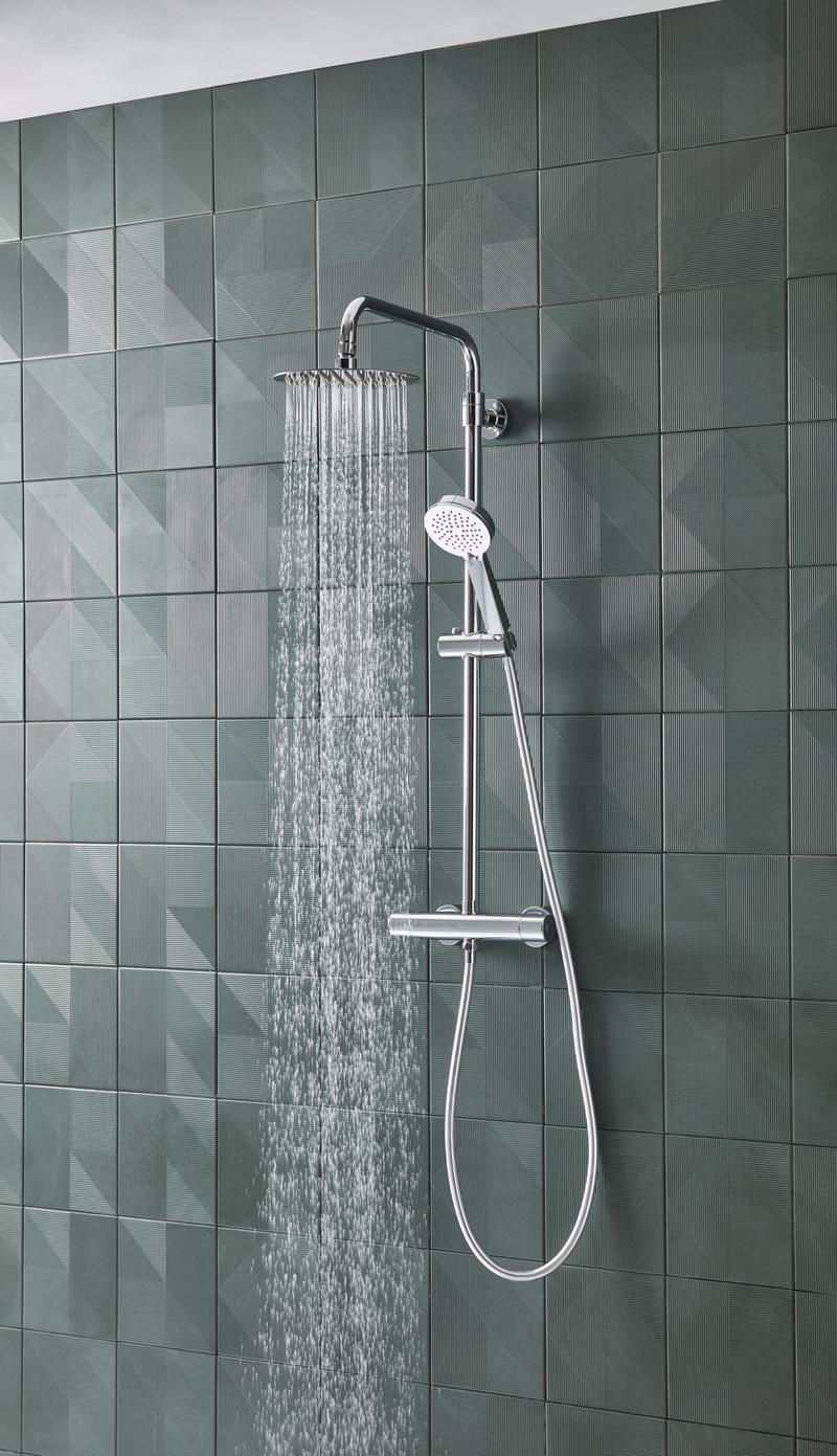 Quantum dual func shower water lifestyle