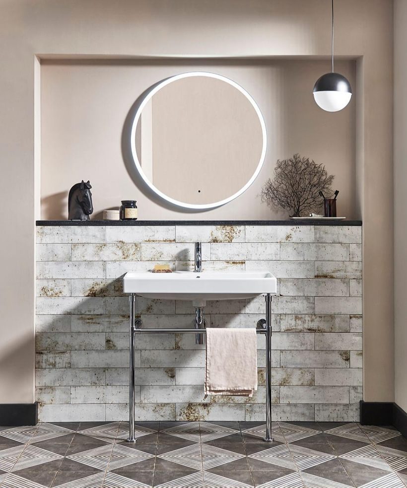 Round Bathroom Mirrrors 1