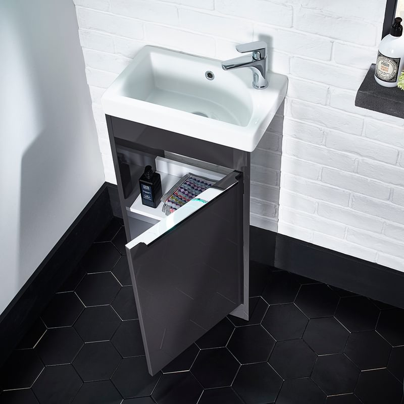 Sequence Clay 450 freestanding unit OPEN DOOR jpeg Sequence Clay 450 freestanding unit OPEN DOOR jpeg