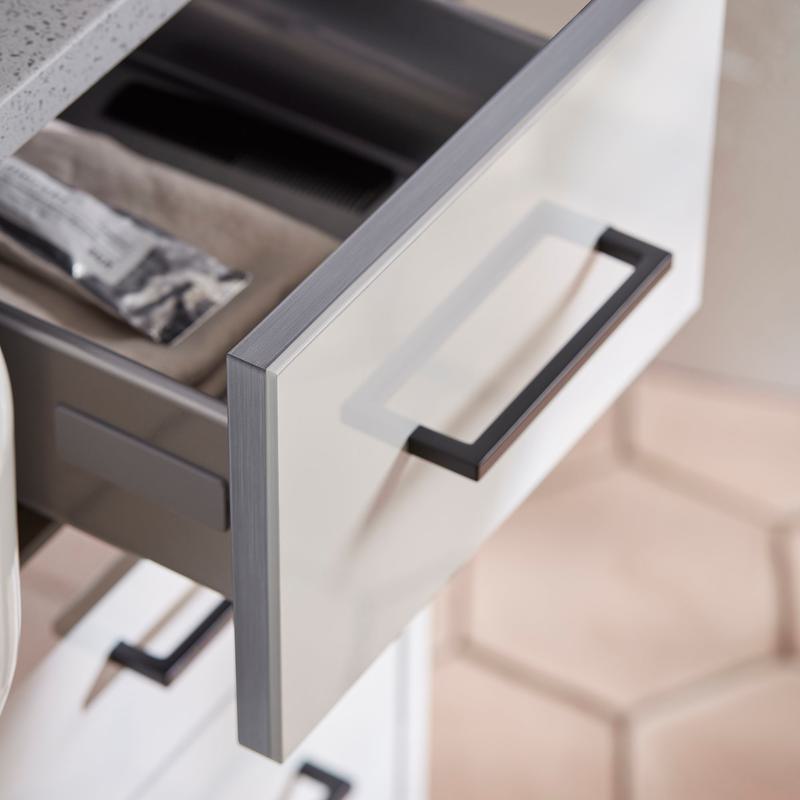 Vetro white open drawer detail v1 lifestyle