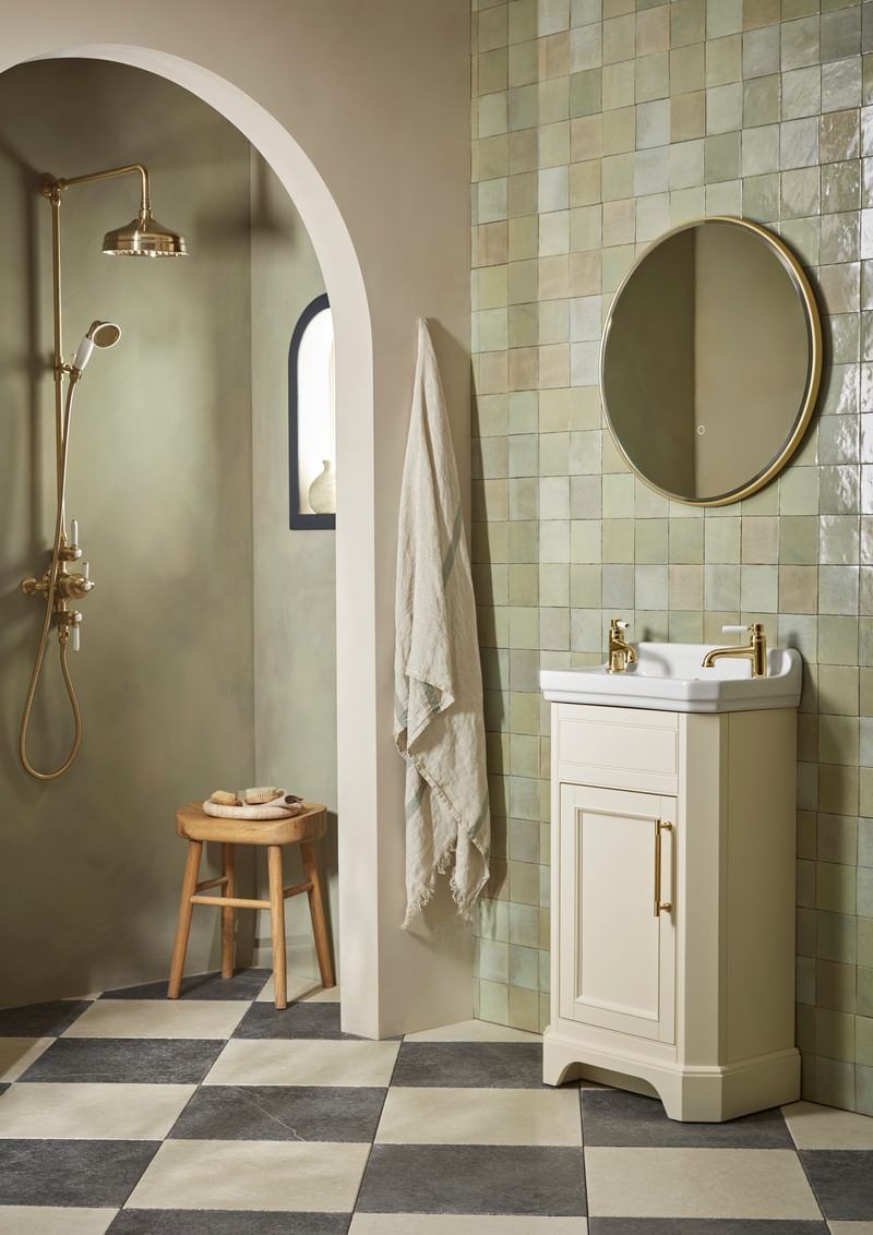 Vitoria Cloakroom Linen White main lifestyle Vitoria Cloakroom Linen White main lifestyle