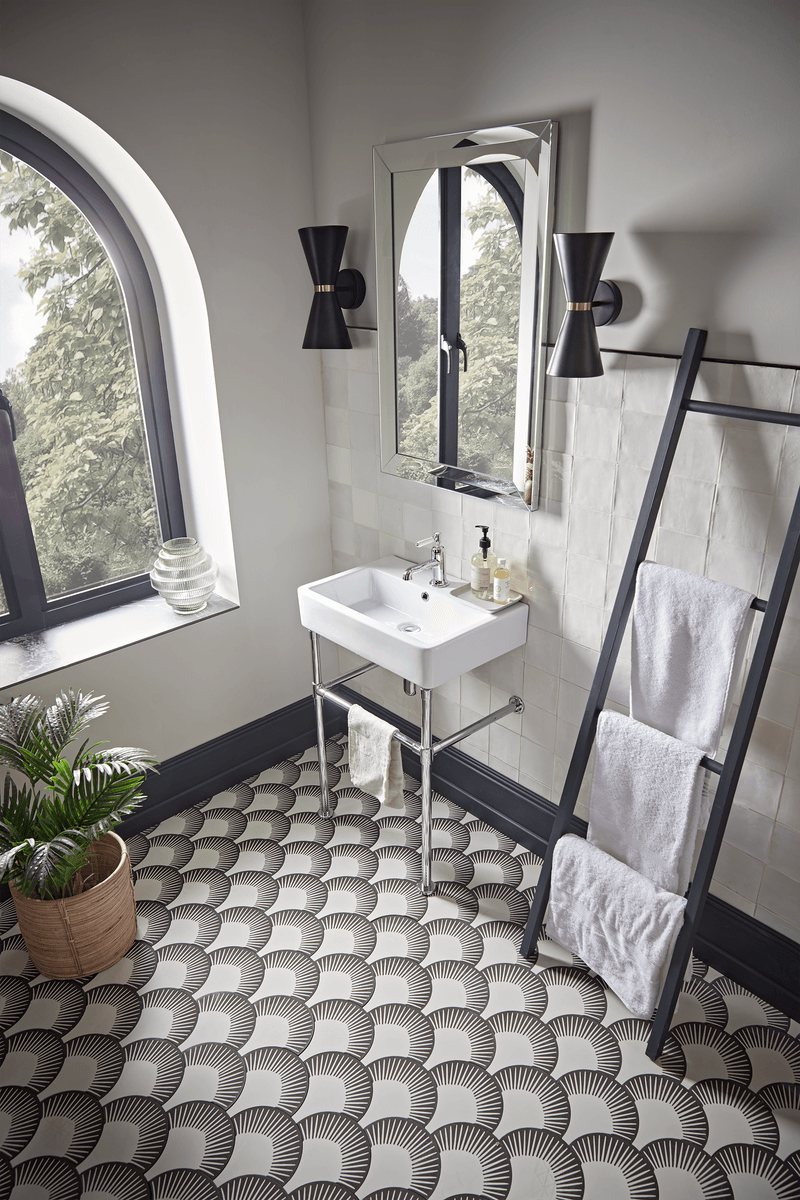 Washstand Trad mirror lifestyle 4 Washstand Trad mirror lifestyle 4