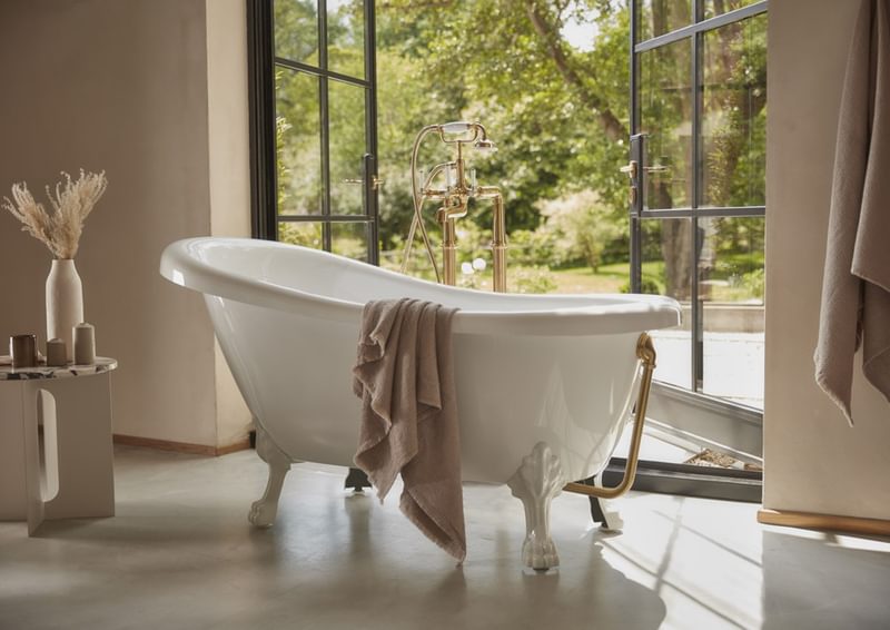 Widcombe Single slipper Bath lifestyle 0973 copy Widcombe Single slipper Bath lifestyle 0973 copy