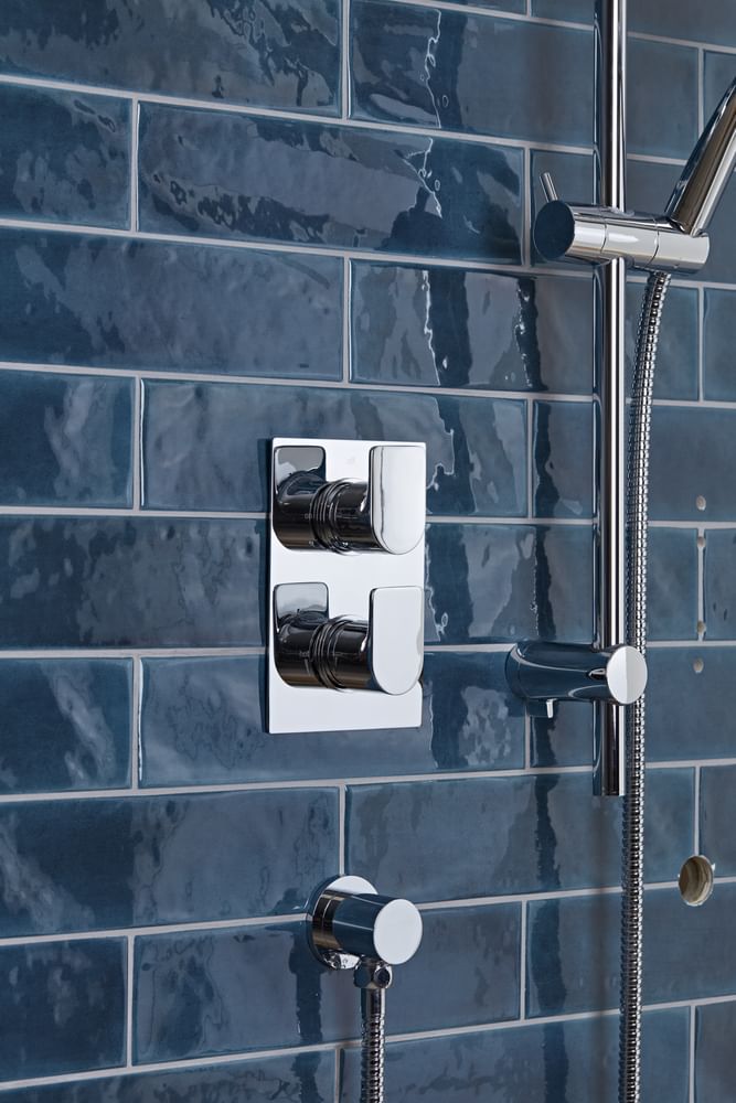 Crew shower valve detail slide image Crew shower valve detail slide image