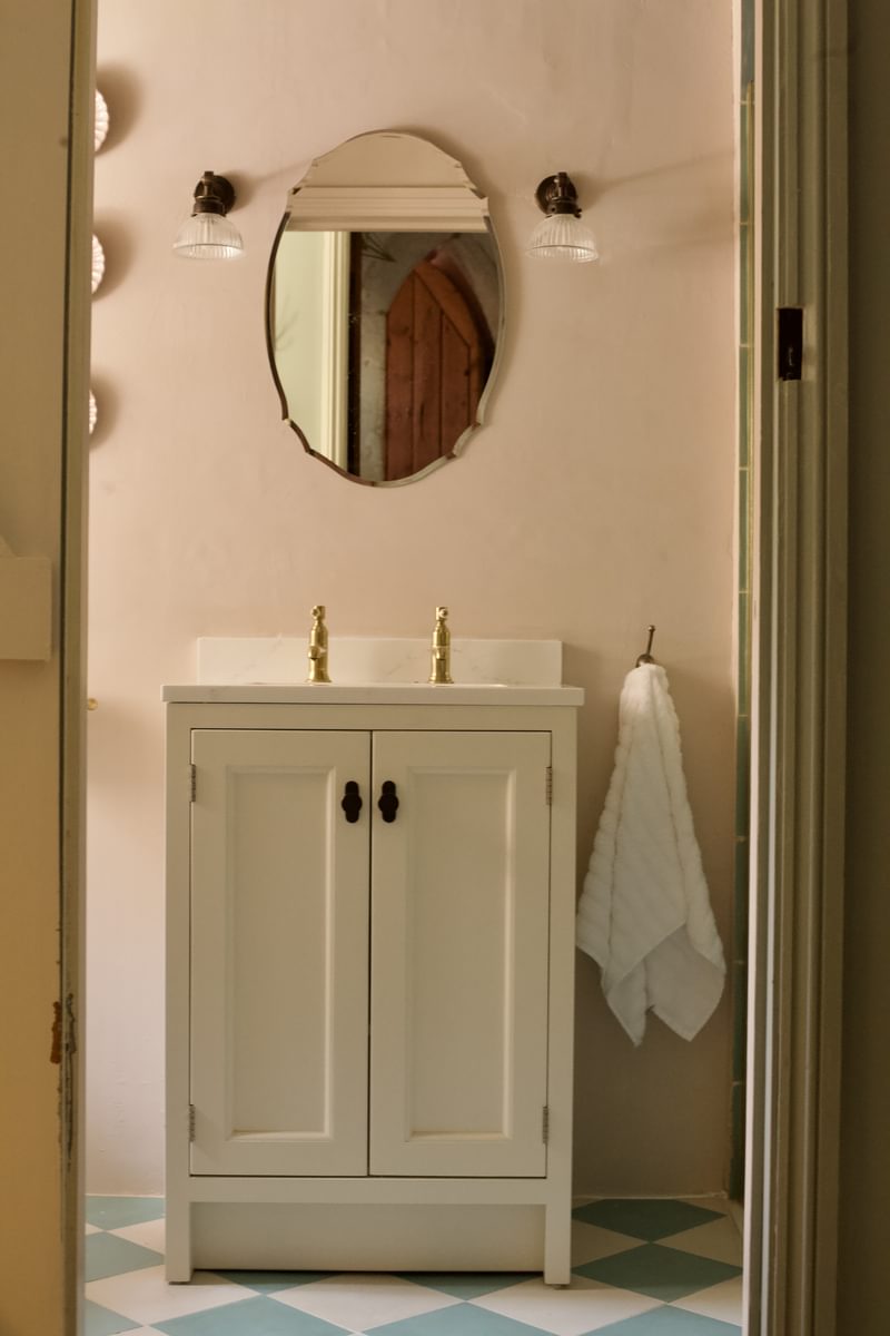 Doorwayview Doorwayview