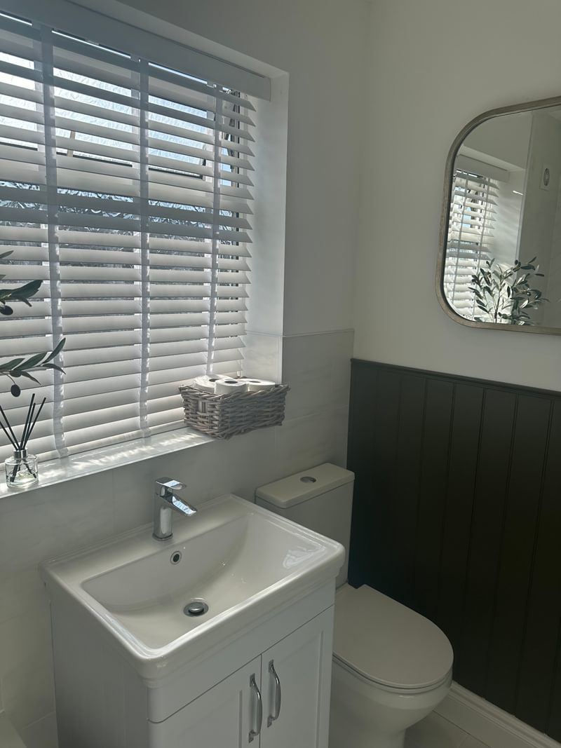 Architect & I Main Bathroom Vanity Architect & I Main Bathroom Vanity