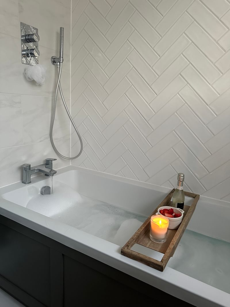 Architect & I Main Bathtub Architect & I Main Bathtub
