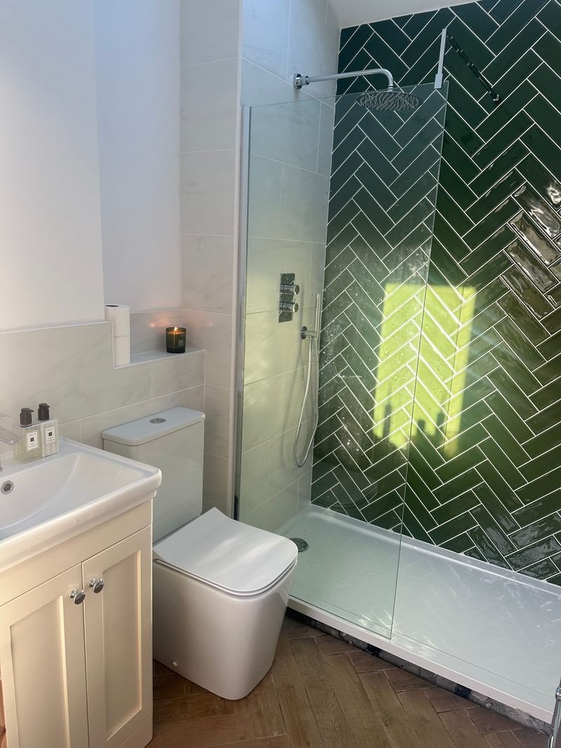 Architect & I Green Bathroom Side Angle Architect & I Green Bathroom Side Angle