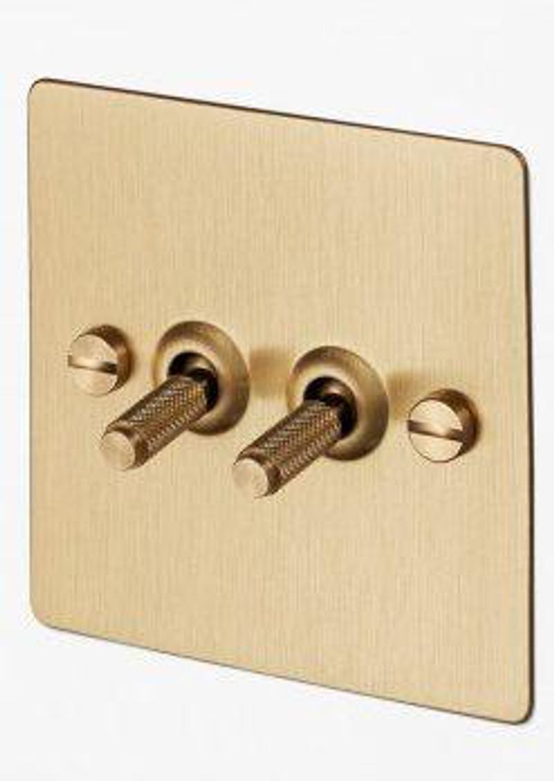 White s 2 brass brass buster punch electricity 5