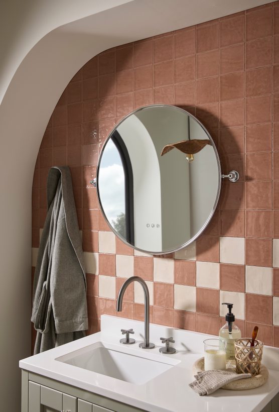 Alderbury 600 mirror chrome lifestyle 1 Alderbury 600 mirror chrome lifestyle 1