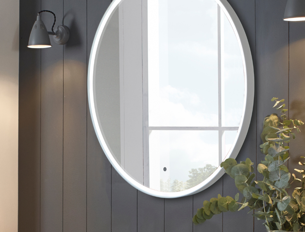 Burford White Get the Look Fitted Furniture Hotspot Image 6