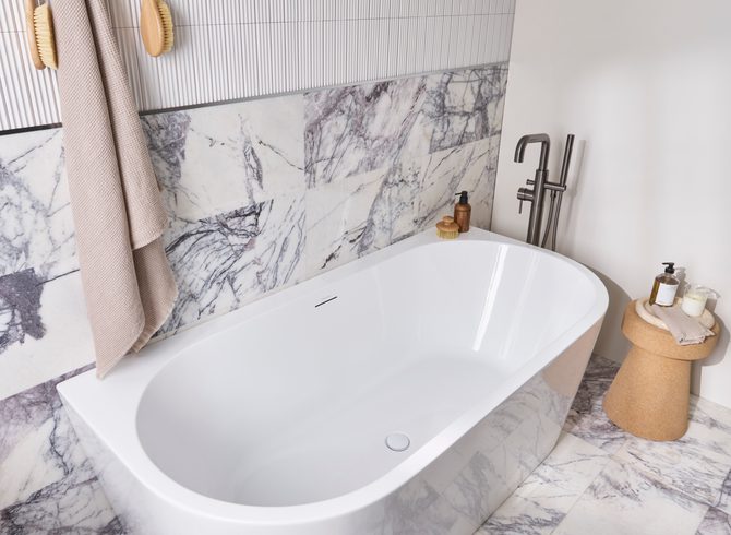 Cadence BTW Bath Tub Lifestyle Cadence BTW Bath Tub Lifestyle