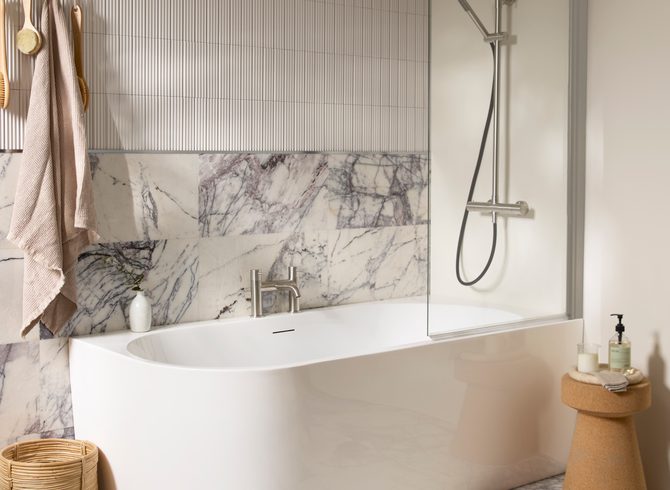 Cadence Corner Bath Tub Lifestyle 3 Cadence Corner Bath Tub Lifestyle 3