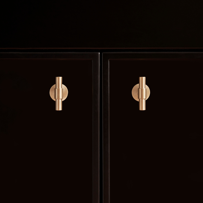 Elan Black Get the Look Fitted Furniture Hotspot Image 1