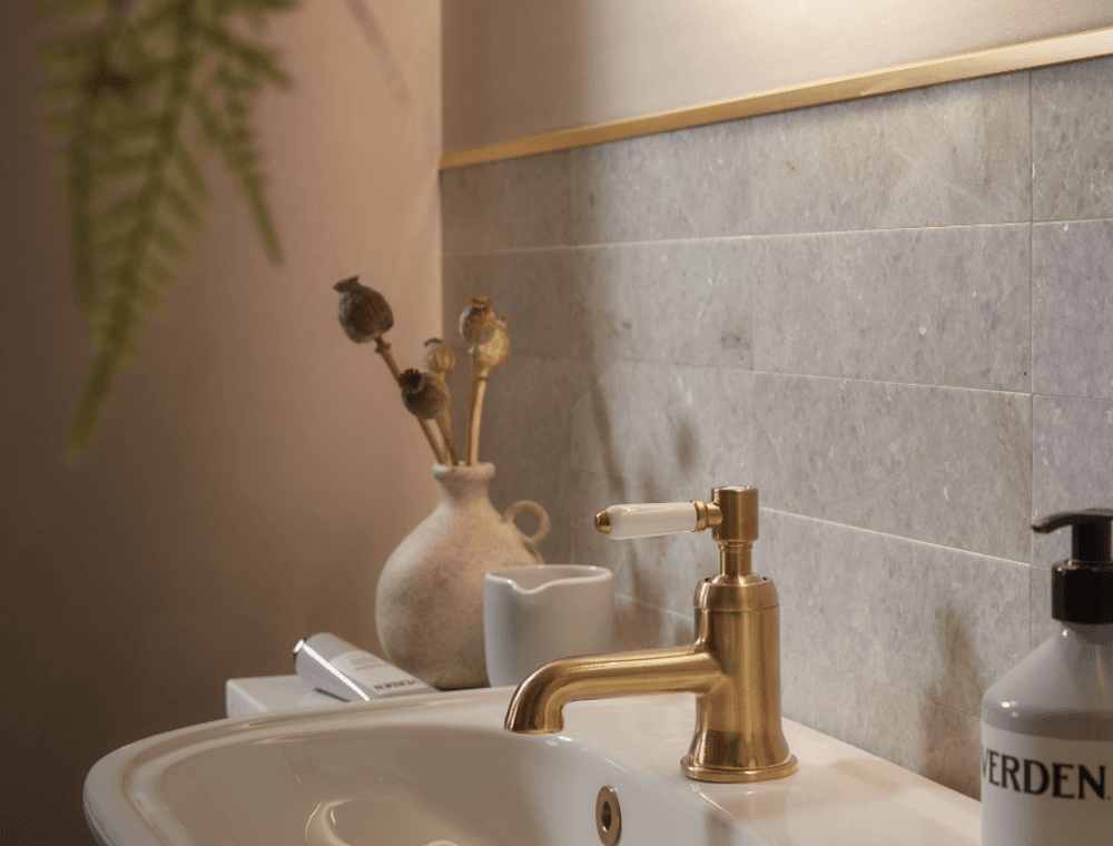 Elan Juniper Get the Look Fitted Furniture Hotspot Image 6