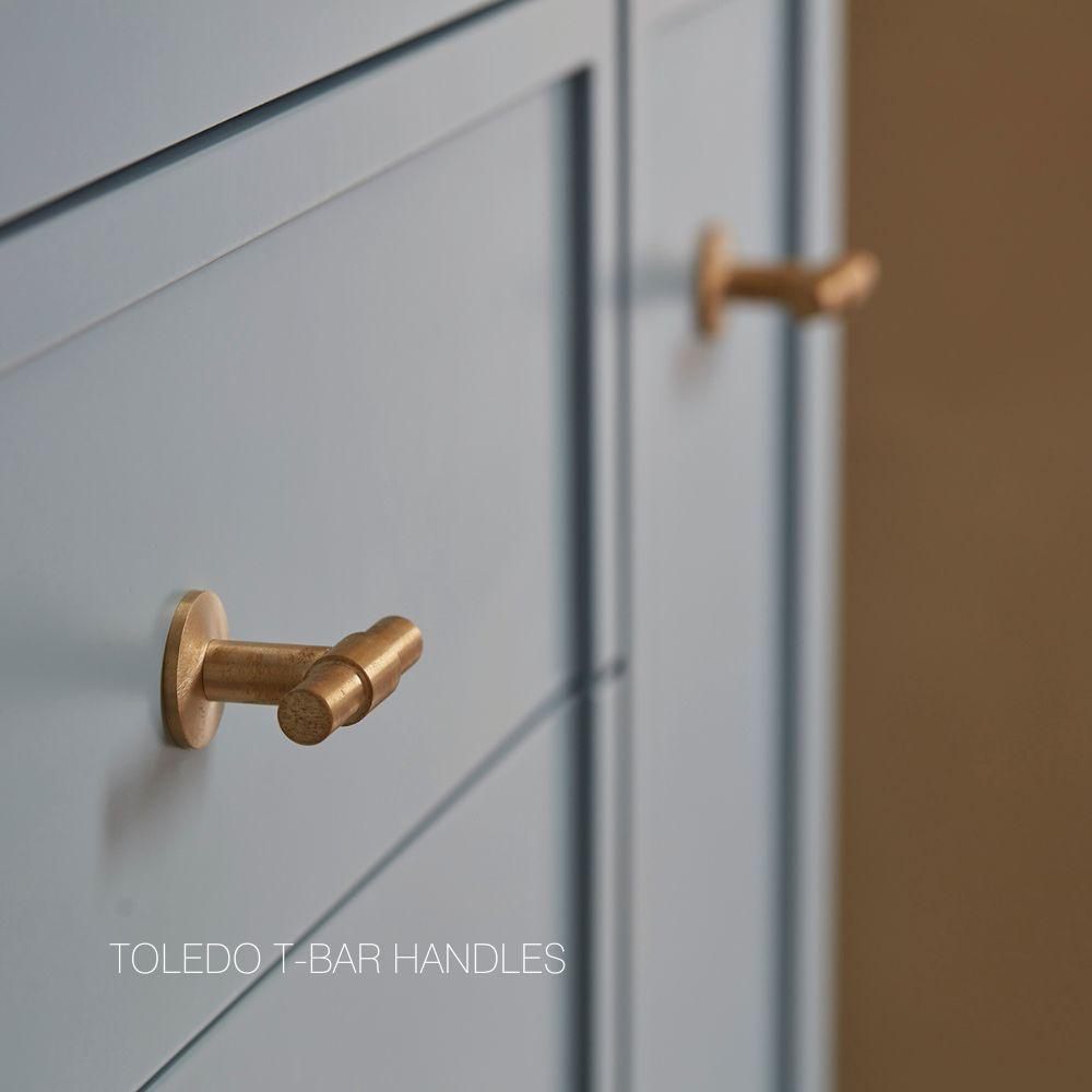 Concierge 600 Freestanding 3 Drawer Basin Unit | Roper Rhodes