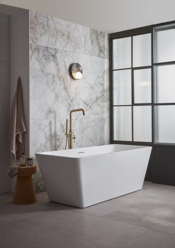 Accent Bath Double Ended square Lifestyle 0600