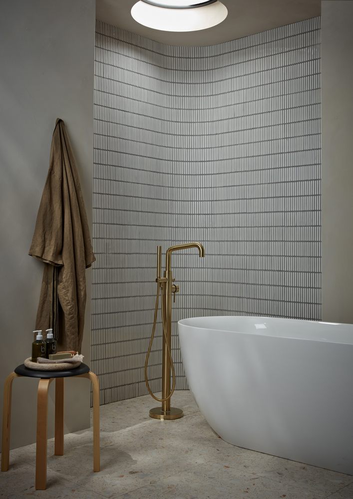 Anthem Brushed Brass FSBSM Lifestyle slide image Anthem Brushed Brass FSBSM Lifestyle slide image