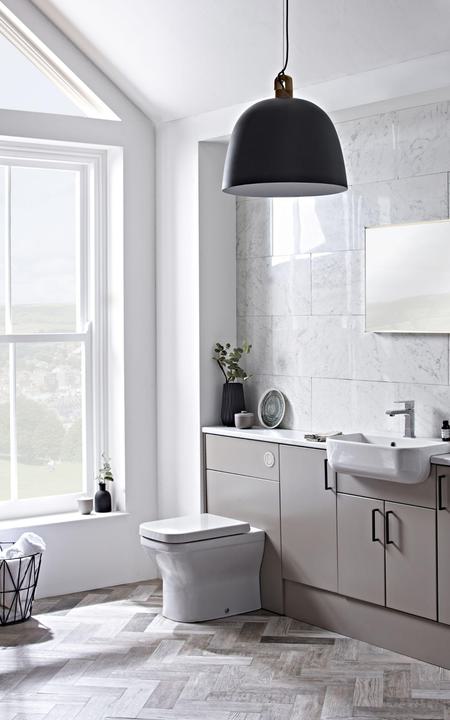 5 Ways to Refresh your Bathroom in Under a Day