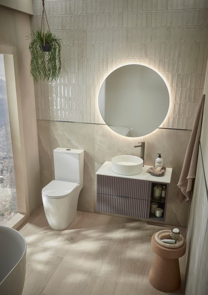 Cadence 600mm 200m open storage Front cover main shot 4700 slide image Cadence 600mm 200m open storage Front cover main shot 4700 slide image