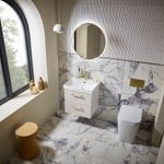 Cadence 500 Flax Lifestyle 0942 slide image Cadence 500 Flax Lifestyle 0942 slide image