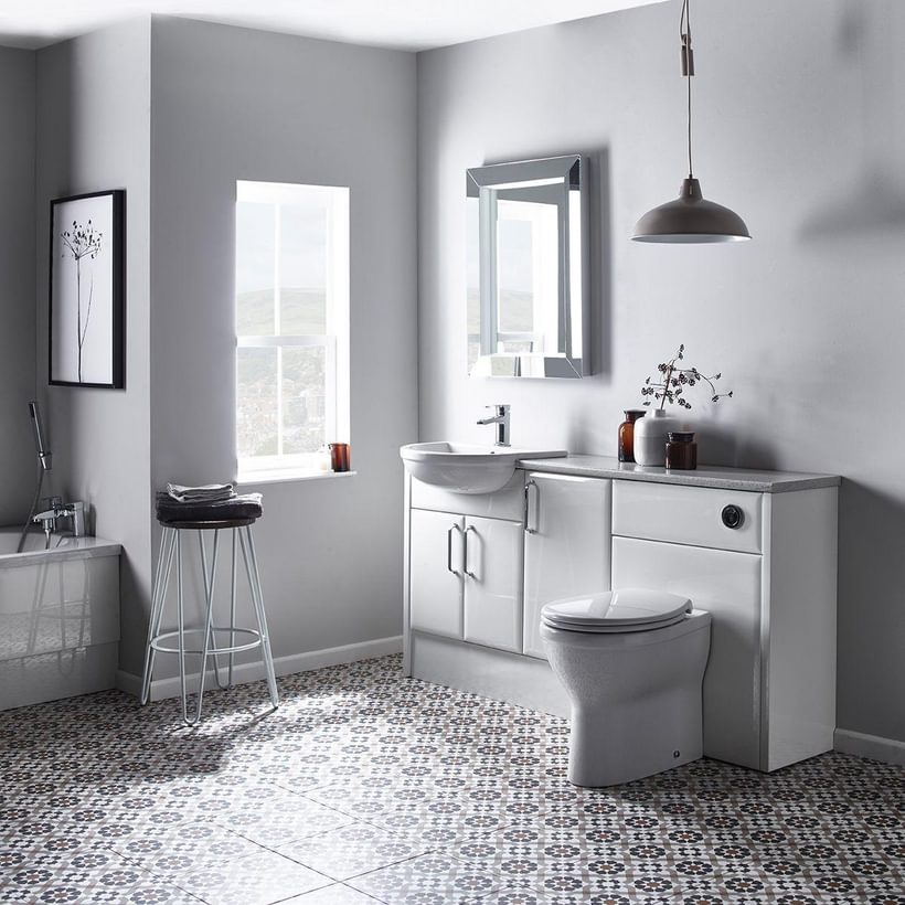 Minerva basin, toilet and mirror Minerva basin, toilet and mirror