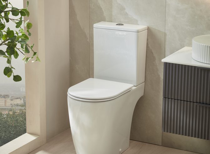Compass Round CC Open Back WC Seat Lifestyle Compass Round CC Open Back WC Seat Lifestyle