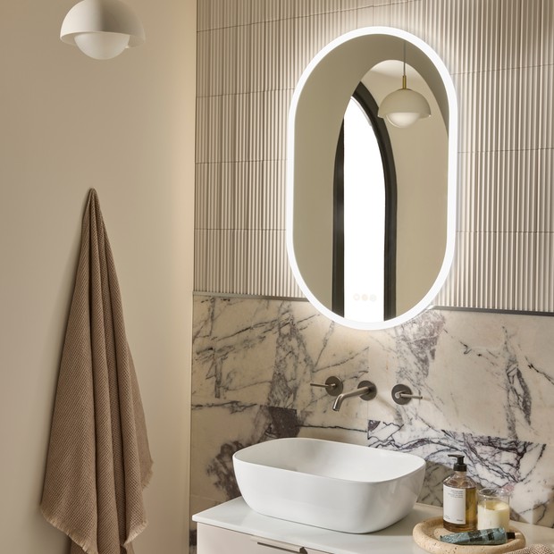 Cosmos Pill Mirror Lifestyle Cosmos Pill Mirror Lifestyle