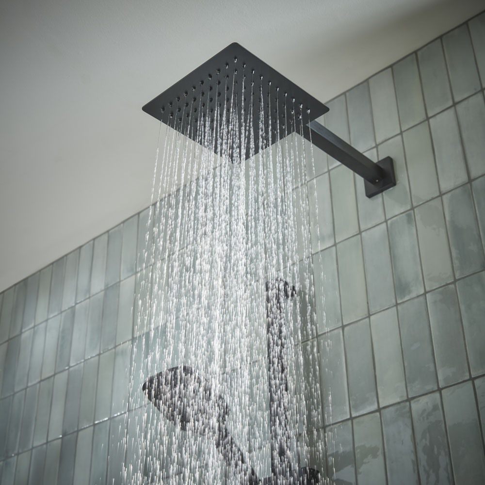 Ergo Black Head Detail slide image Ergo Black Head Detail slide image