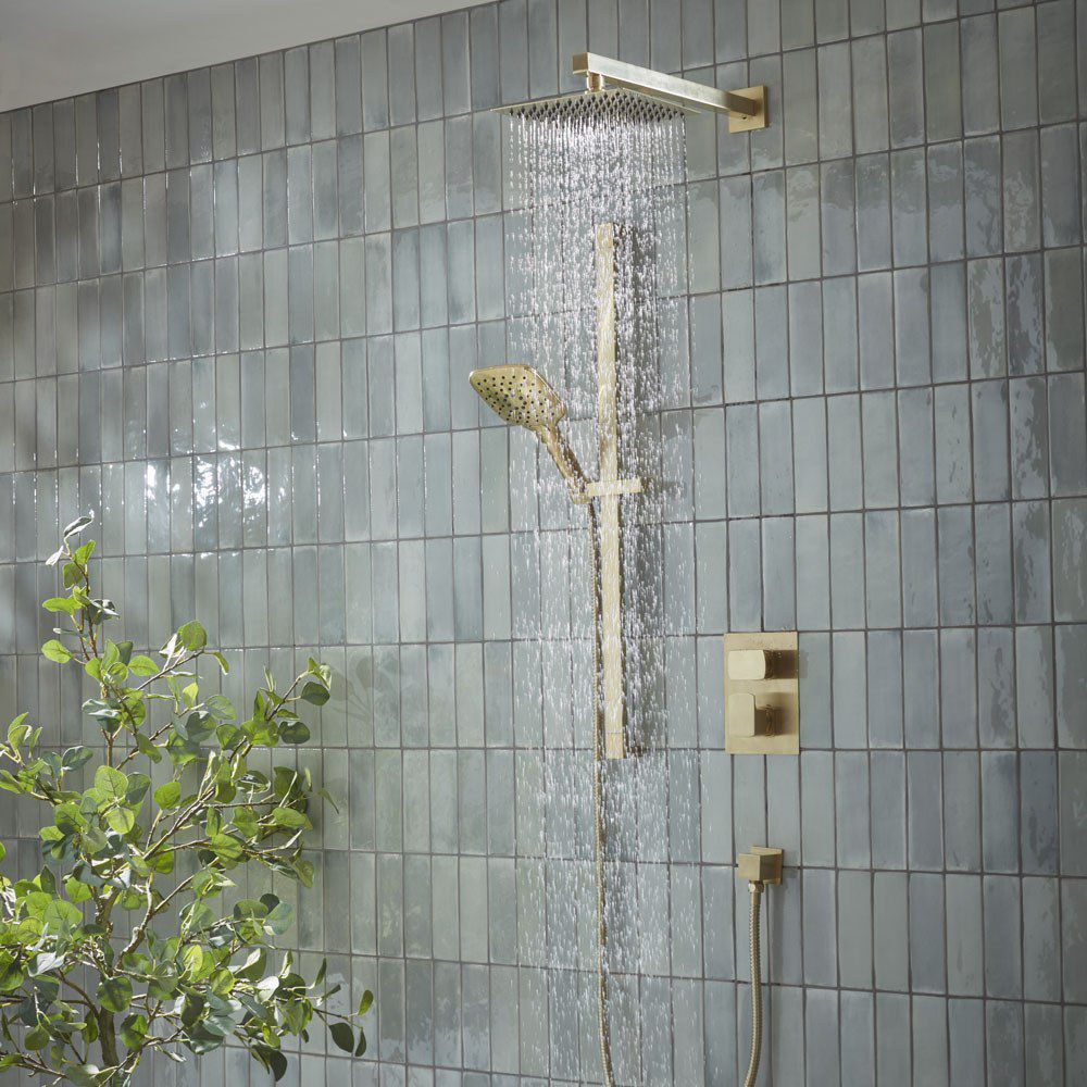 Ergo Brass Lifestyle slide image Ergo Brass Lifestyle slide image