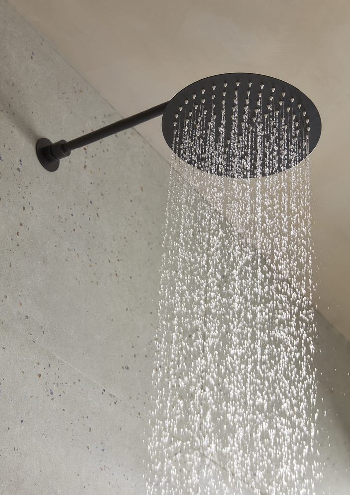 Event Click Black Shower Head Water On Lifestyle slide image